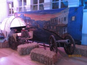 TOWN SCENE BACKDROP WITH CART