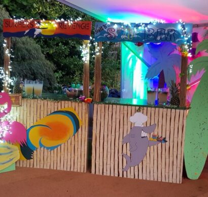HAWAIIAN THEMED TIKI BAR