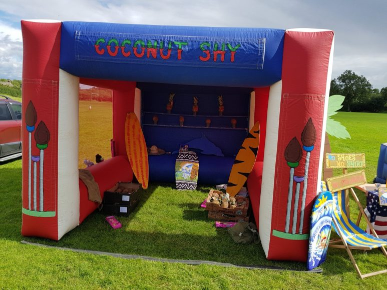 COCONUT SHY SIDE STALL