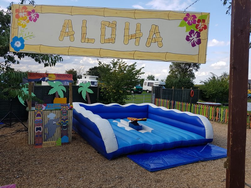 SURF SIMULATOR HIRE